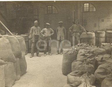 Settore chimico. Reparto raffinerie acido borico. 1915/1930/1937