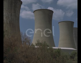 Vecchie torri di raffreddamento