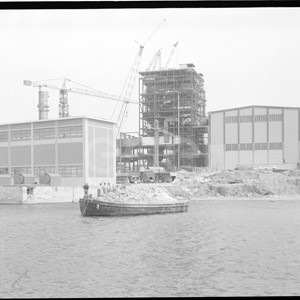 Centrale di Brindisi in costruzione