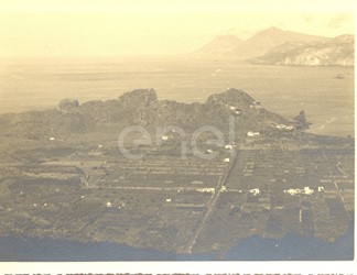Isola di Vulcano. Visita del Principe P.Ginori Conti e collaboratori. 1937.