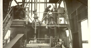 Fabbrica di Larderello. Soffionissimi n.2-4-5 e foro del Bargelli.