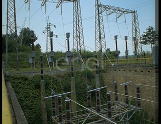 Isolatori