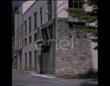Centrale e portale d'ingresso