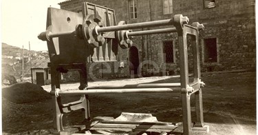 Settore meccanico. Officine meccaniche. Falegnameria. Saldatori. Fabbrica bulti. Fonderie.