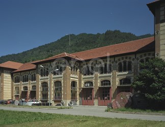 Centrale
