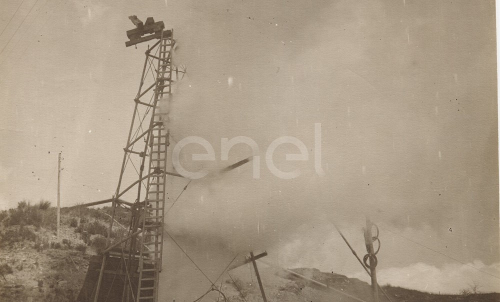 Larderello. Esplosione di vari soffioni.