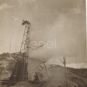 Larderello. Esplosione di vari soffioni.