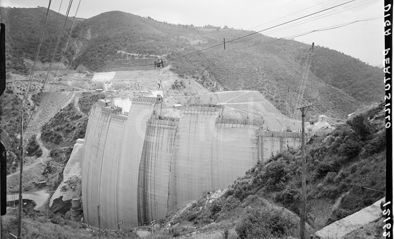 Diga in costruzione