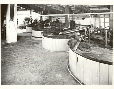 Settore chimico. Reparto raffinerie acido borico. 1915/1930/1937