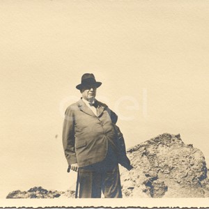 Isola di Vulcano. Visita del Principe P.Ginori Conti e collaboratori. 1937.