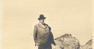Isola di Vulcano. Visita del Principe P.Ginori Conti e collaboratori. 1937.