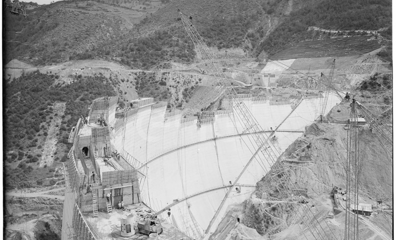 Diga in costruzione