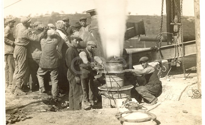Fabbrica di Larderello. Soffionissimi n.2-4-5 e foro del Bargelli.