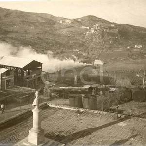 Fabbrica di Larderello. Esplosione di vari soffioni. 1906-1930.