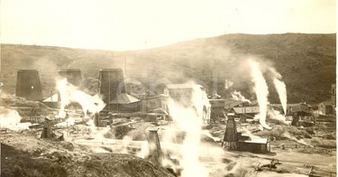 Fabbrica di Larderello. Misurazione soffioni.
