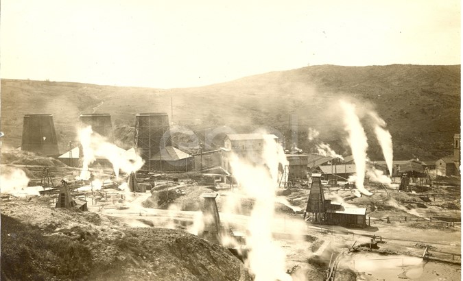 Fabbrica di Larderello. Misurazione soffioni.