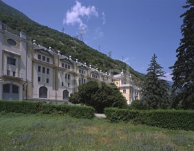 Centrale