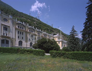 Centrale