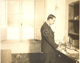 Settore chimico. Laboratori. Centro studi. Larderello.