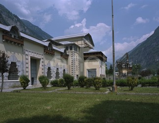 Centrale