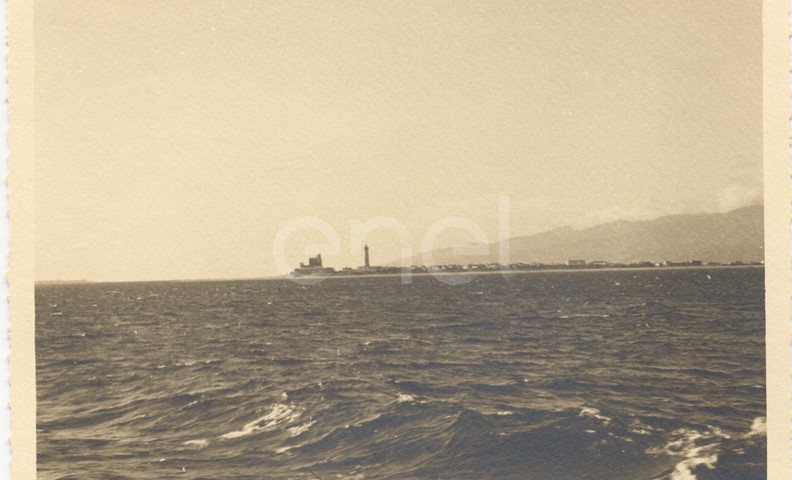 Viaggio in torpediniera da Messina a Vulcano. 1937
