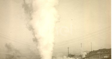 Fabbrica di Larderello. Vari soffioni perforati nel periodo 1897/1930.