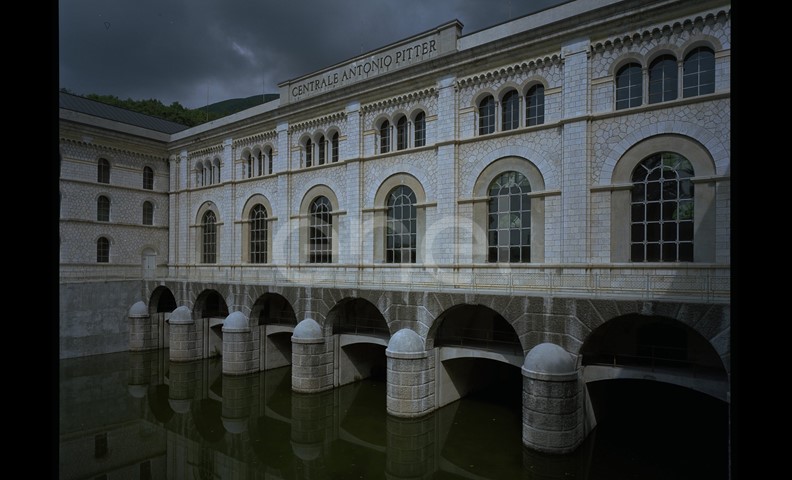 Centrale