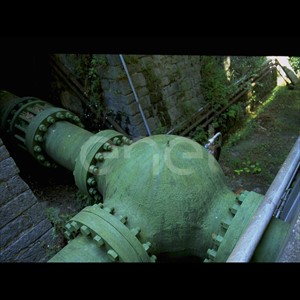 Derivazione per il controllo del flusso di alimentazione alla turbina