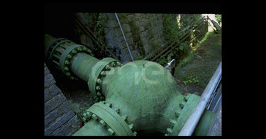 Derivazione per il controllo del flusso di alimentazione alla turbina