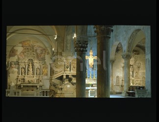 Altare dell'Assunta, pulpito, Crocifisso ligneo e Altare del SS. Sacramento