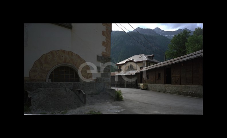 Centrale