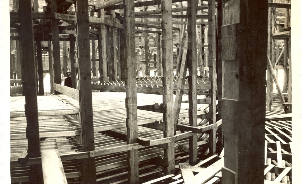 Larderello centrale N° 2 e cabina di trasformazione FF.SS. 1935/1938