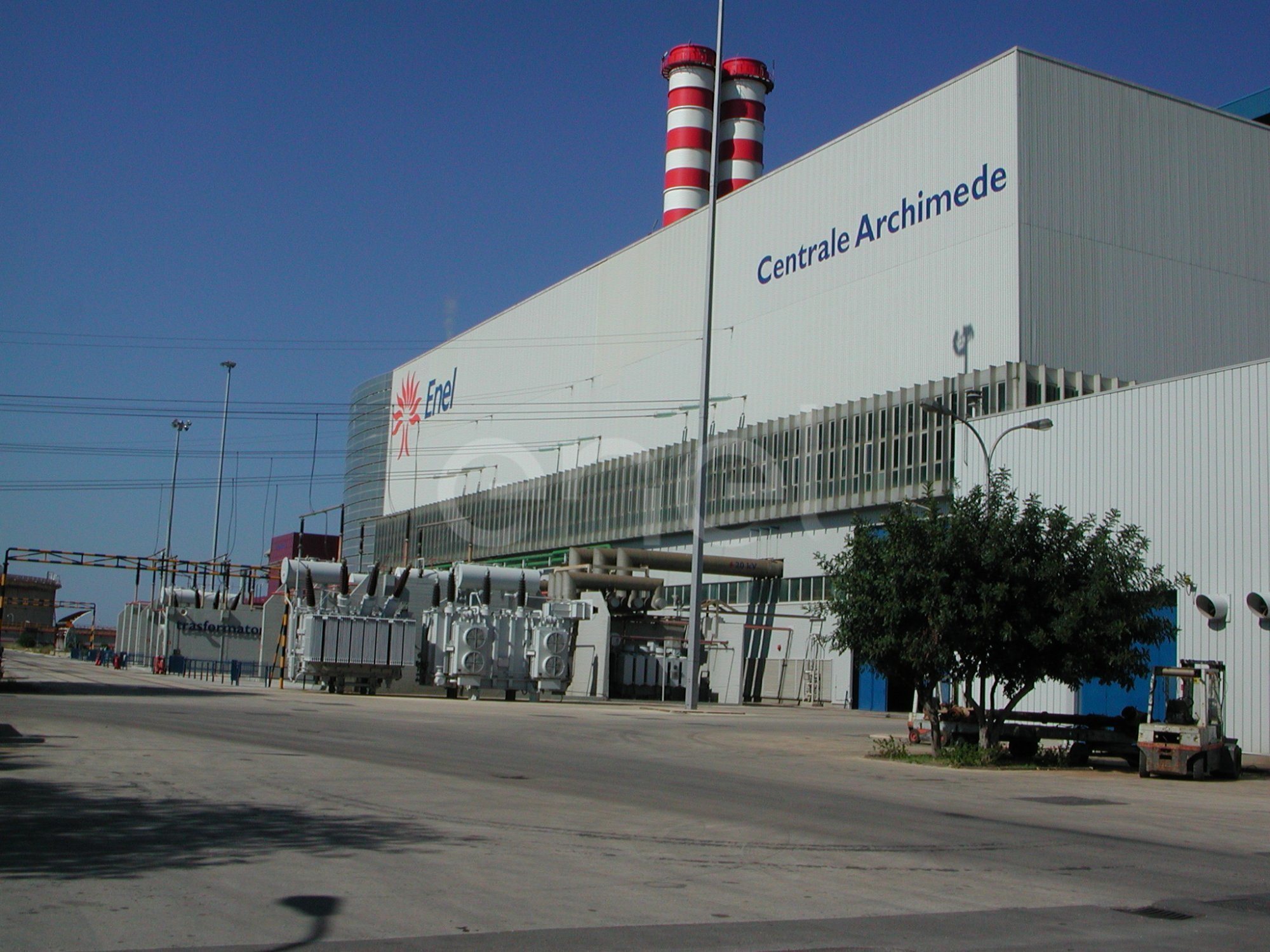 Veduta esterna della centrale