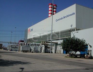 Veduta esterna della centrale