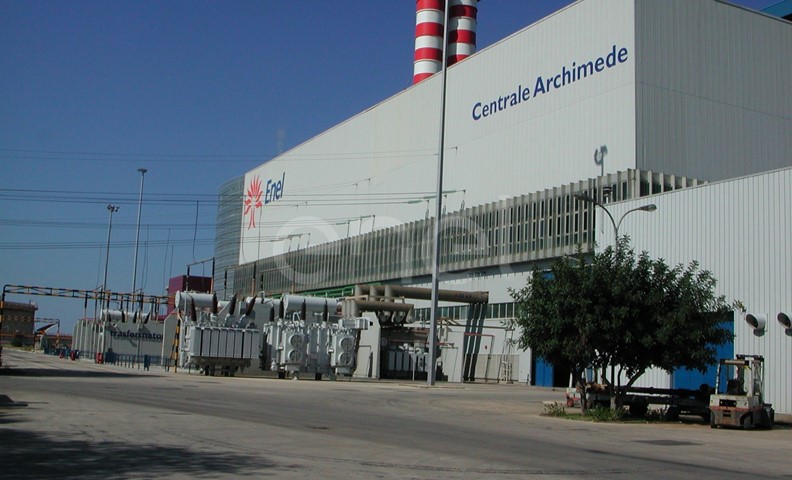 Veduta esterna della centrale