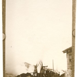 Fabbrica di Larderello. Misurazione soffioni.