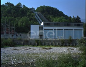 Centrale e stazione elettrica di trasformazione