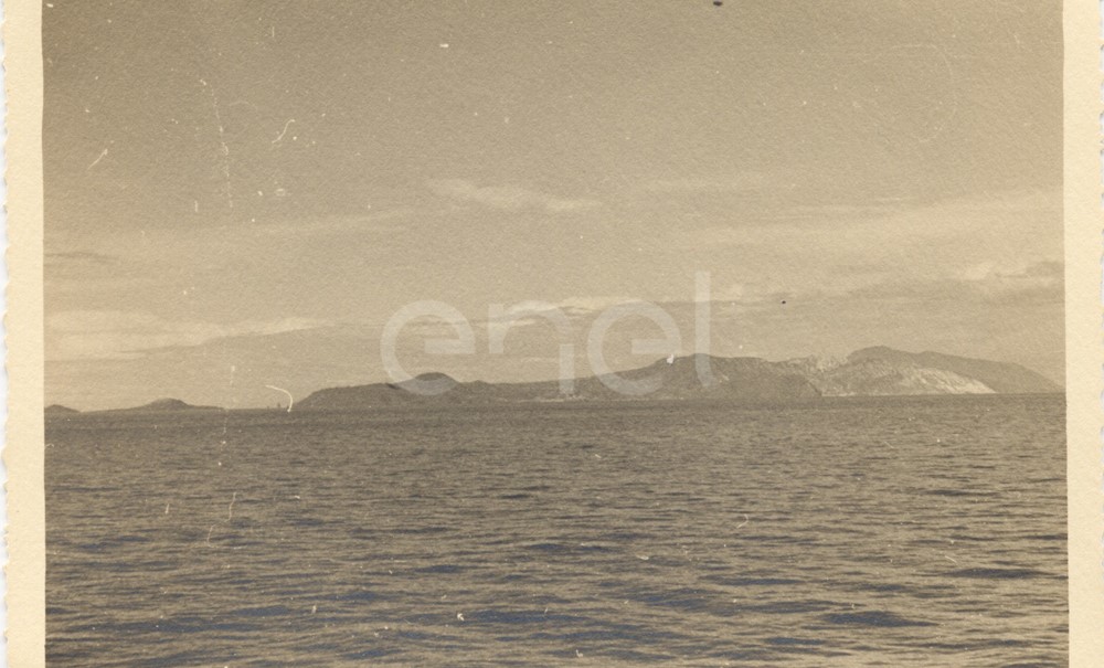 Viaggio in torpediniera da Messina a Vulcano. 1937