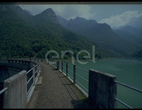Camminamento della diga di Val Gallina