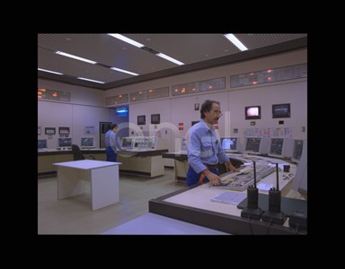 Sala comando e controllo con operatori