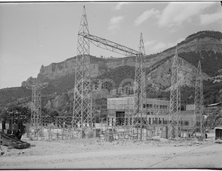 Stazione elettrica in costruzione