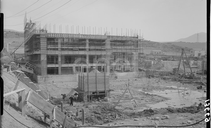 Centrale di Mercure in costruzione