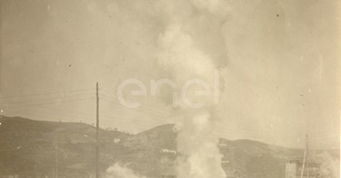 Fabbrica di Larderello. Vari soffioni perforati nel periodo 1897/1930.