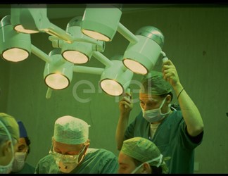 Gruppo di illuminazione della sala operatoria