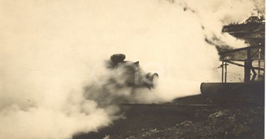 Larderello. Esplosione di vari soffioni.