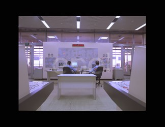 Sala comando e controllo con operatori