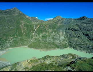 Lago.