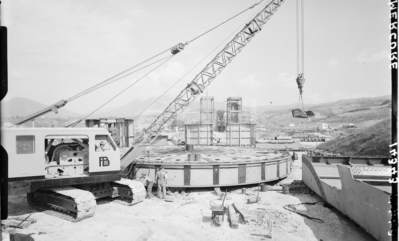 Dragline, operai e centrale
