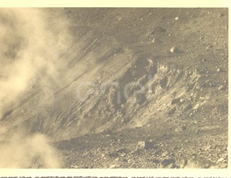 Isola di Vulcano. Visita del Principe P.Ginori Conti e collaboratori. 1937.