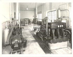 Settore chimico. Laboratori. Centro studi. Larderello.